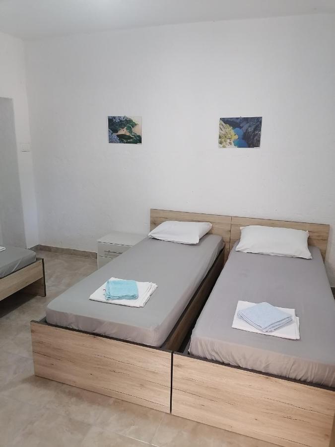 Apartman Milan Обровац Экстерьер фото